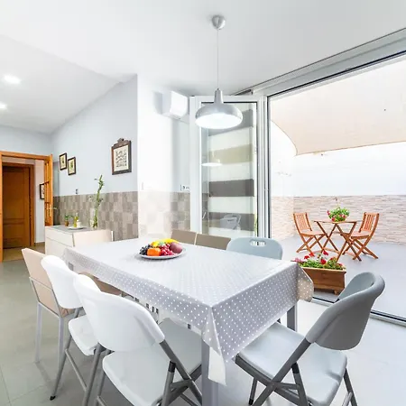 Casa De La Abuelita Jose Сasa de vacaciones El Alquián